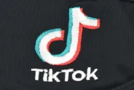 Textilní rouška vyšívaná - TikTok