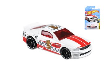 Hot Wheels angličák 07 Ford Mustang FJY92