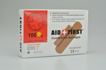 Sada 100ks náplastí AID FIRST