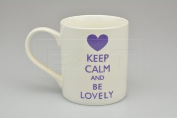 Porcelánový hrníček KEEP CALM AND BE LOVELY (9.5x8cm) - Fialový nápis